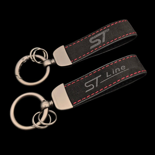 ST STYLE Leather keychain